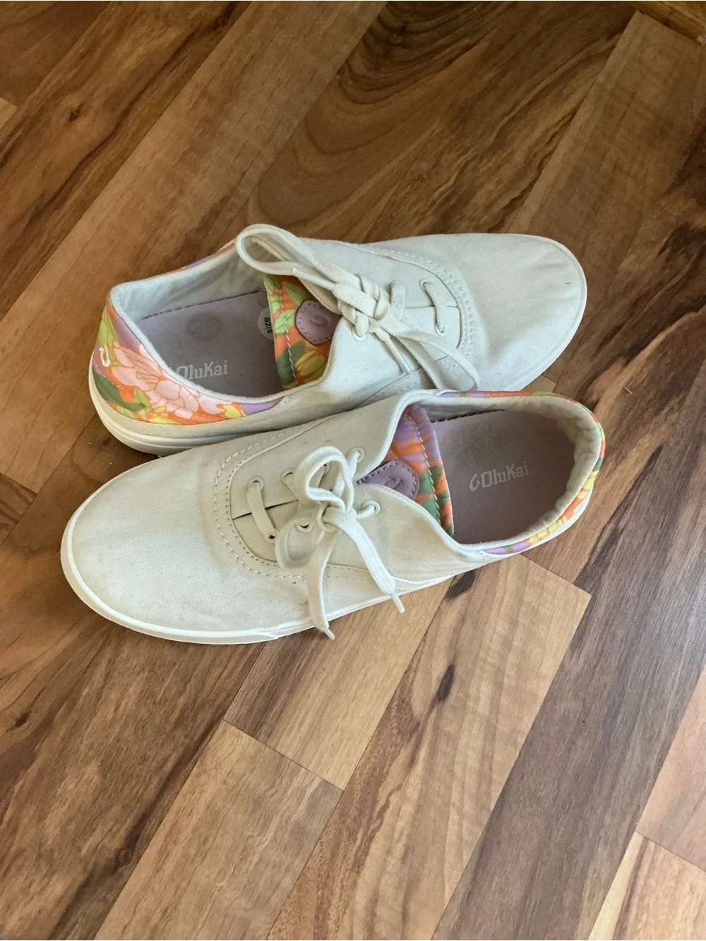 OluKai Cream /khaki Canvas Sneakers with Floral Heel Trim